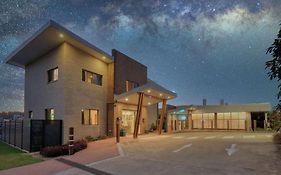 Club Maclean Motel